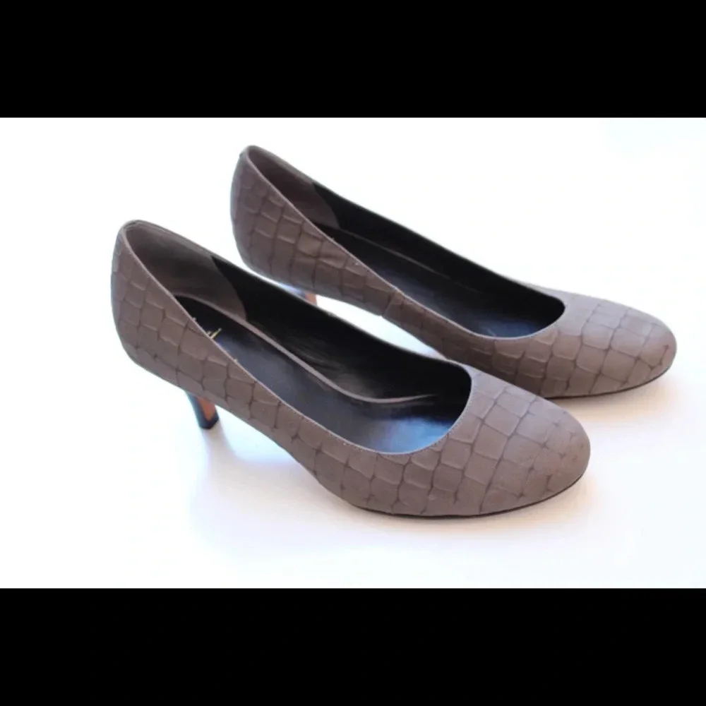 Cole Haan pumps
